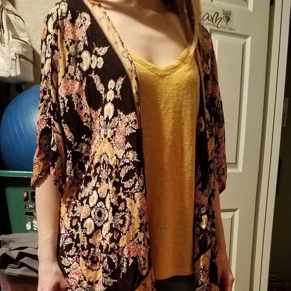 Angie tribal wrap